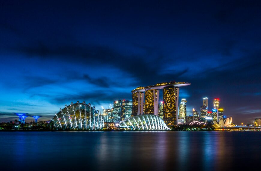 An image of the Singapore skyline
